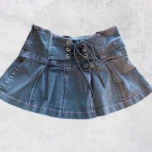 Morbid Threads Skirt Medium Y2k Lace Up Pleated Pink Stitch vintage Rave Bondage